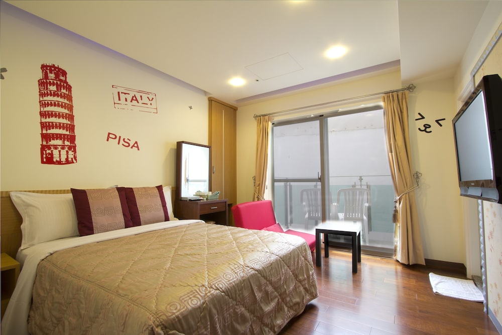 Ibiza Kenting Hotel 7/28