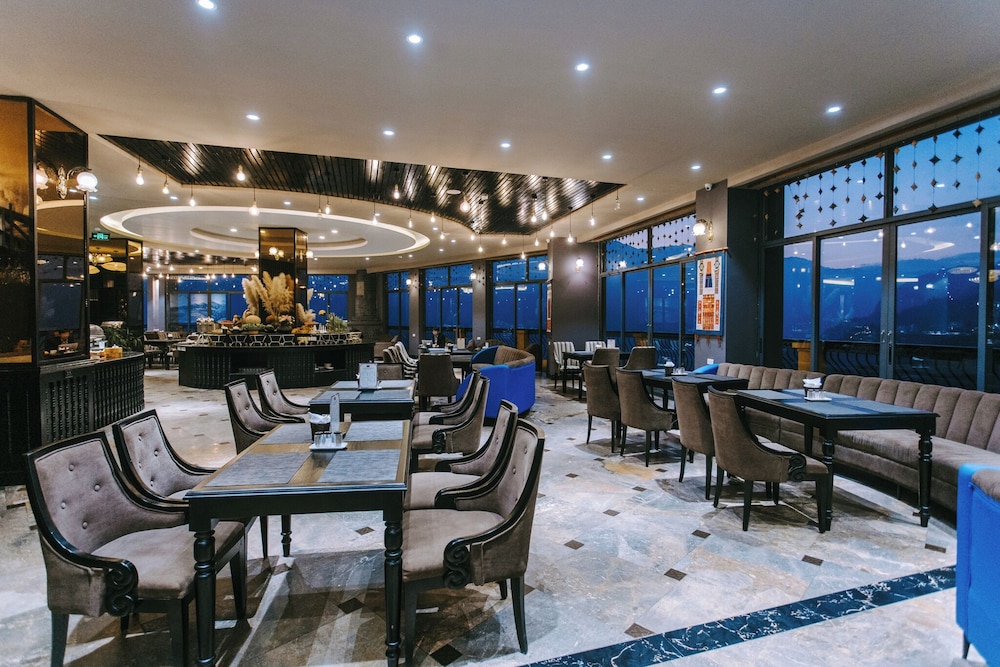 Sapa Charm Hotel 94/99