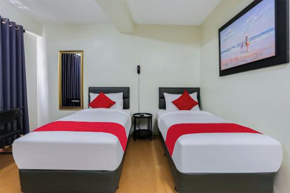 Oyo 190 Anglo Residences 18/22