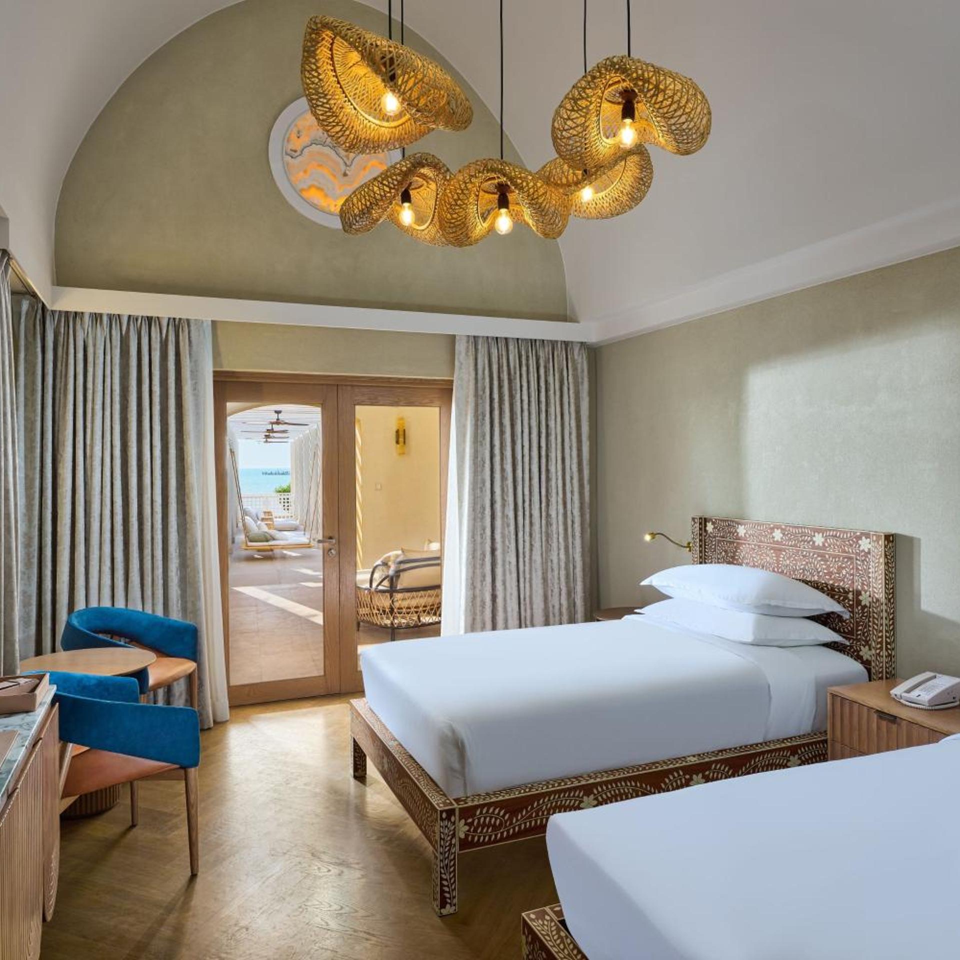 3 Bedrooms, Presidential, Suite, Beach Front