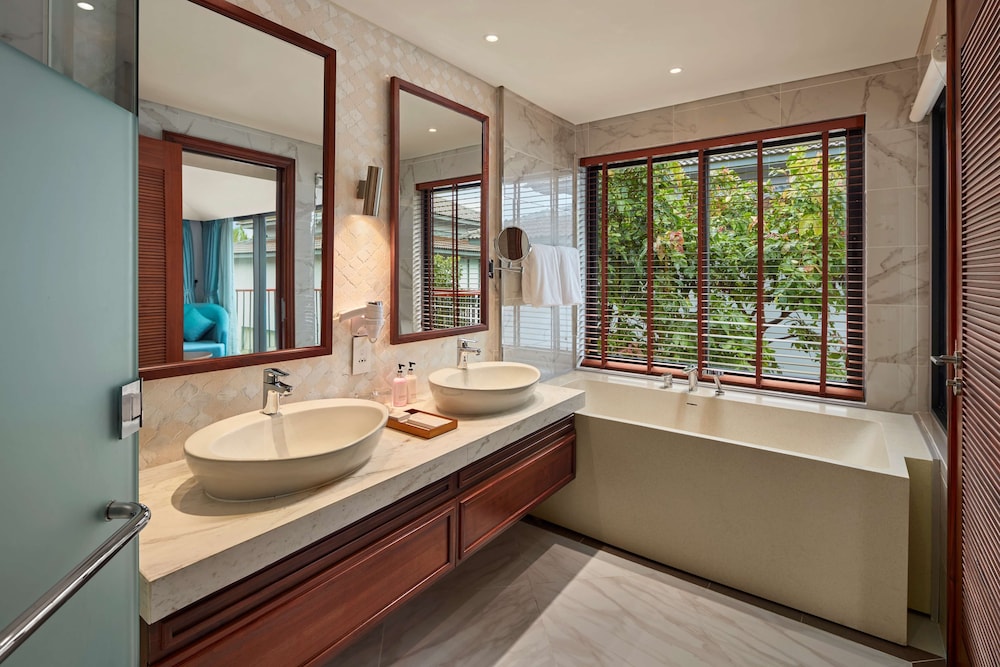 Best Western Premier Sonasea Villas Phu Quoc 47/50