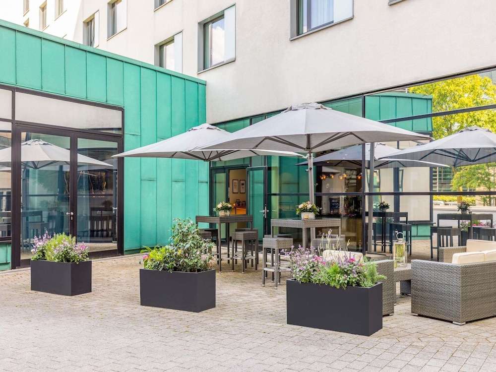 NOVOTEL HAMBURG CITY ALSTER 43/46