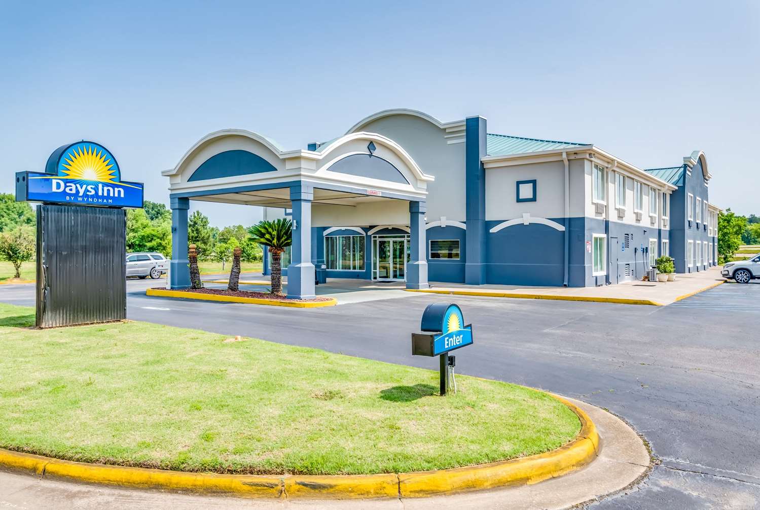 Days Inn By Wyndham Coliseum Montgomery Al 21/26