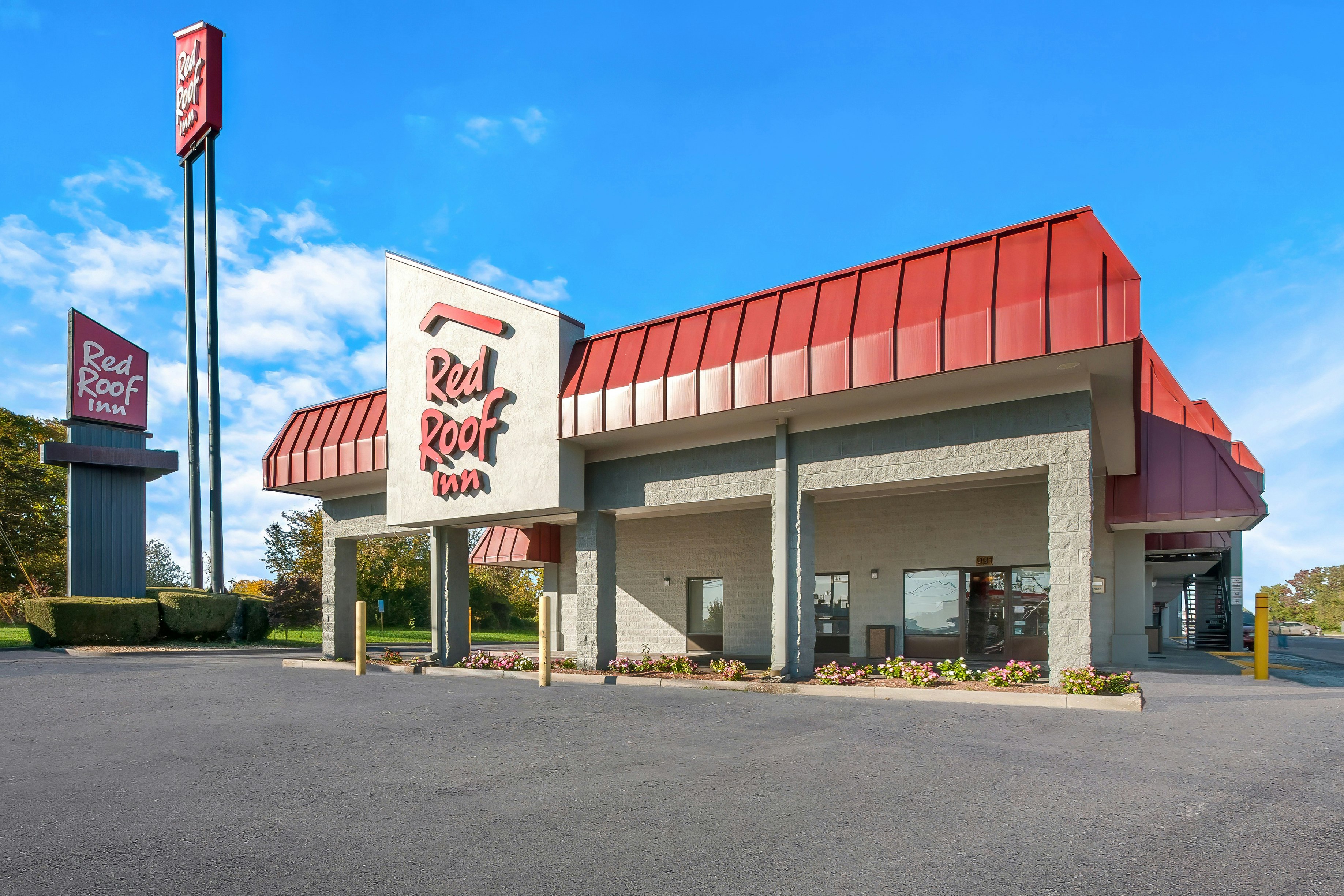 Red Roof Inn Winchester, VA 24/26