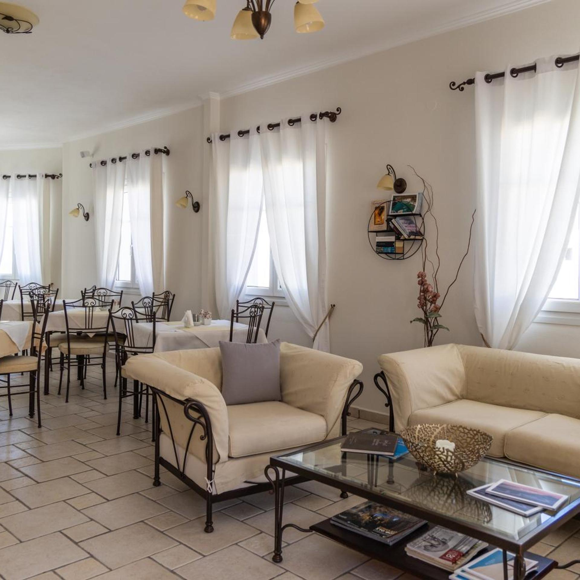 Ostria Hotel-Milos 32/51