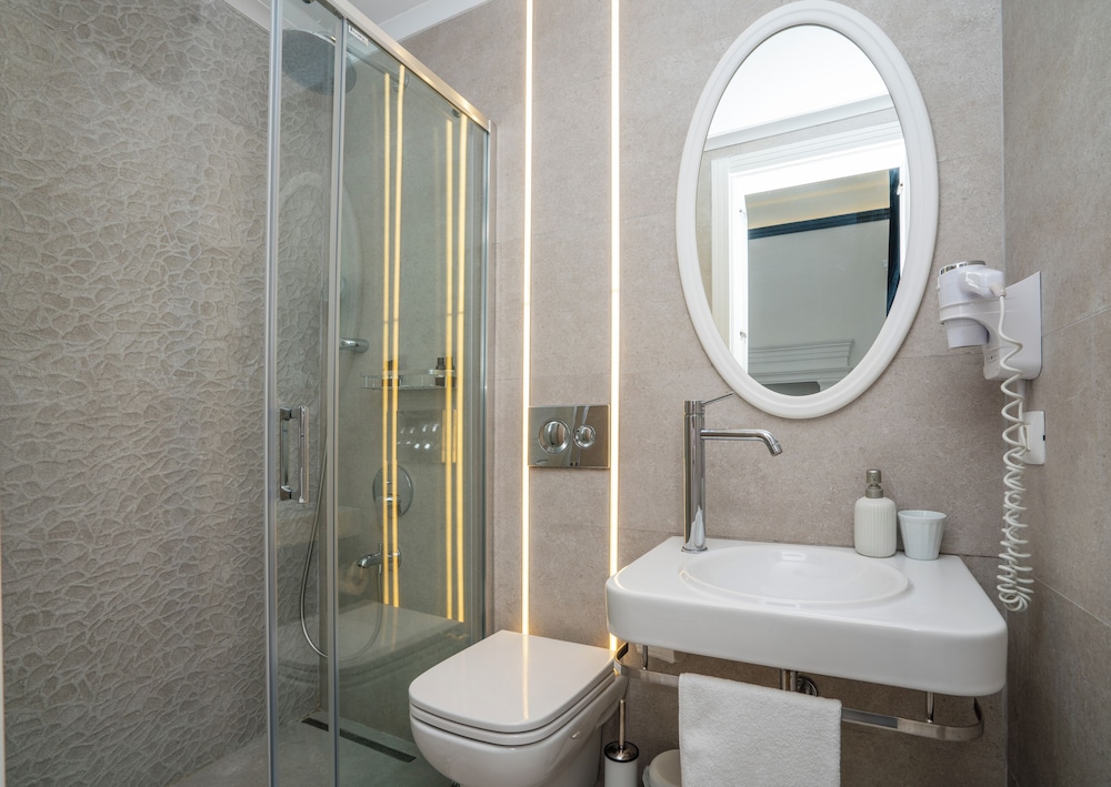 Siyah Lale Butik Hotel 48/50