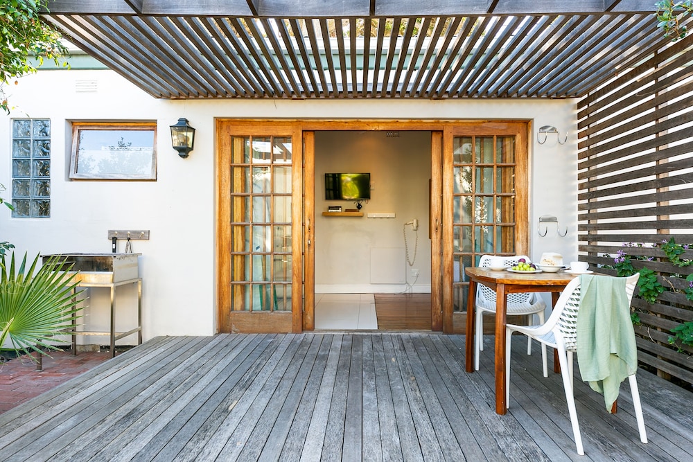 Camps Bay Village 8/50