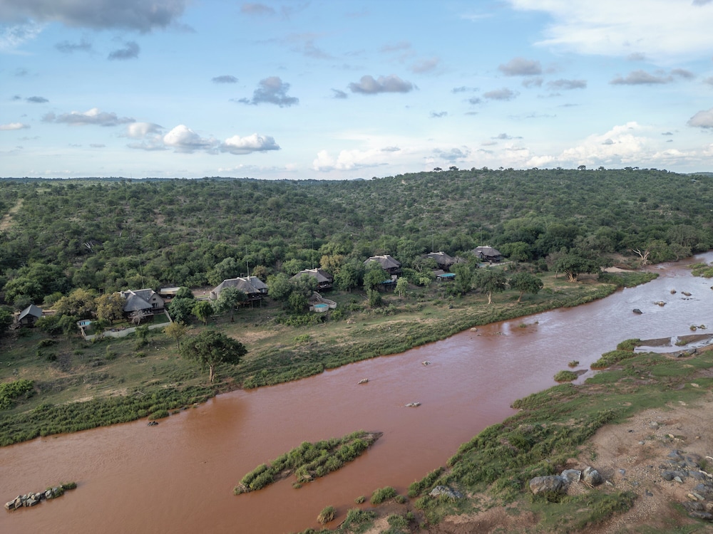 Nyati Safari Lodge 44/50