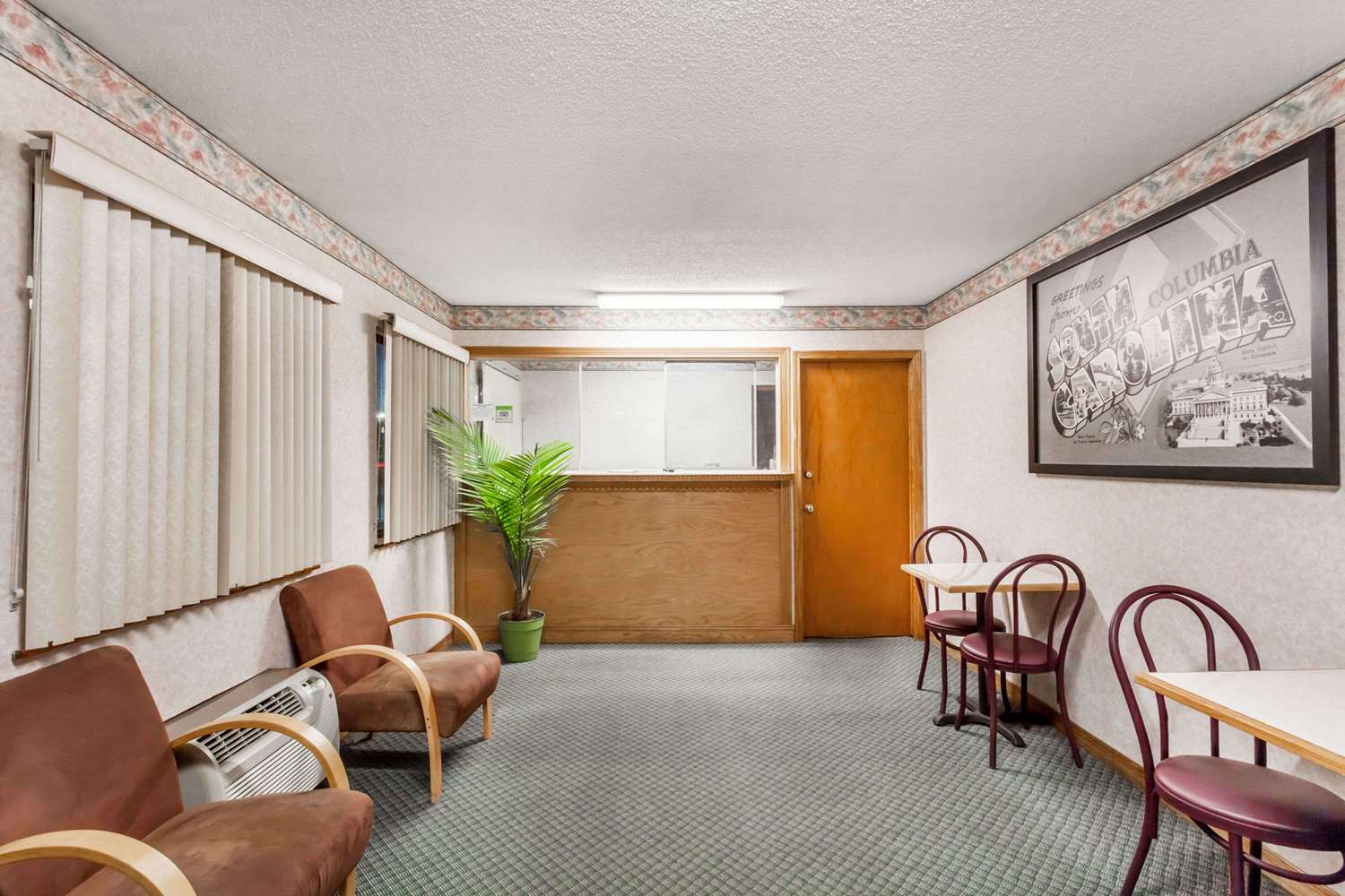 Super 8 by Wyndham Columbia SC / Ft. Jackson 10/14