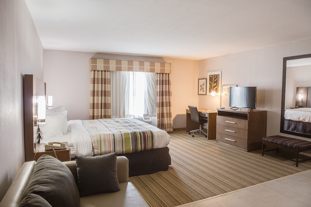 Country Inn & Suites by Radisson Harlingen, TX 16/67