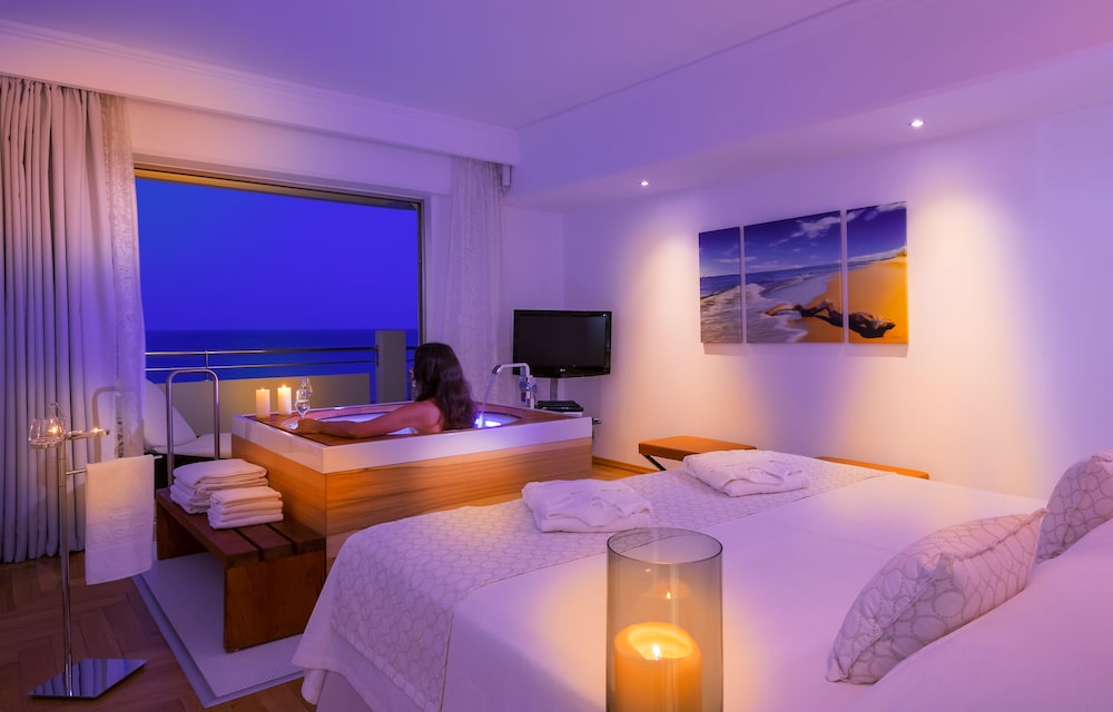 Elysium Resort and Spa 18/38
