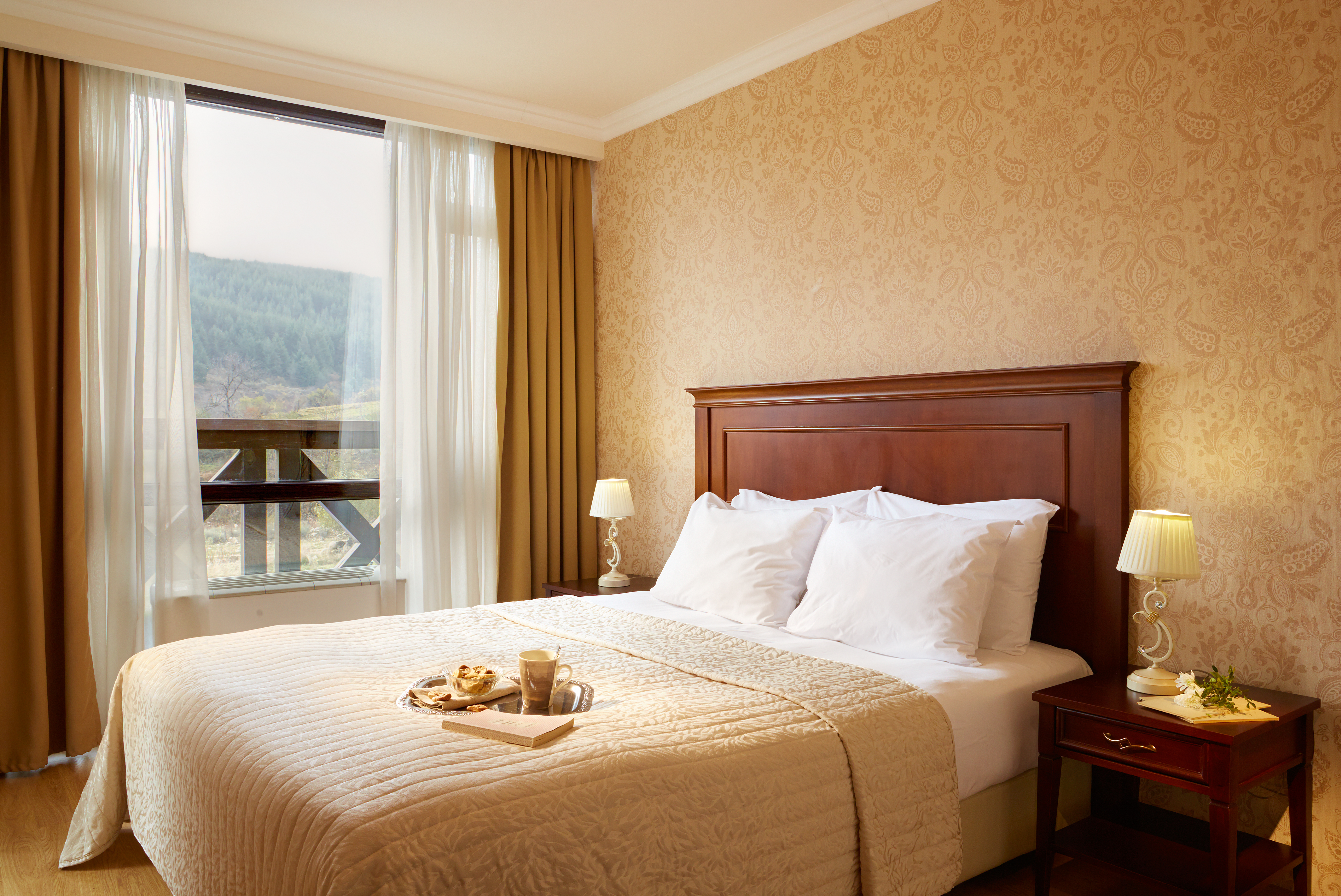 Alpine, Executive, Mountain View