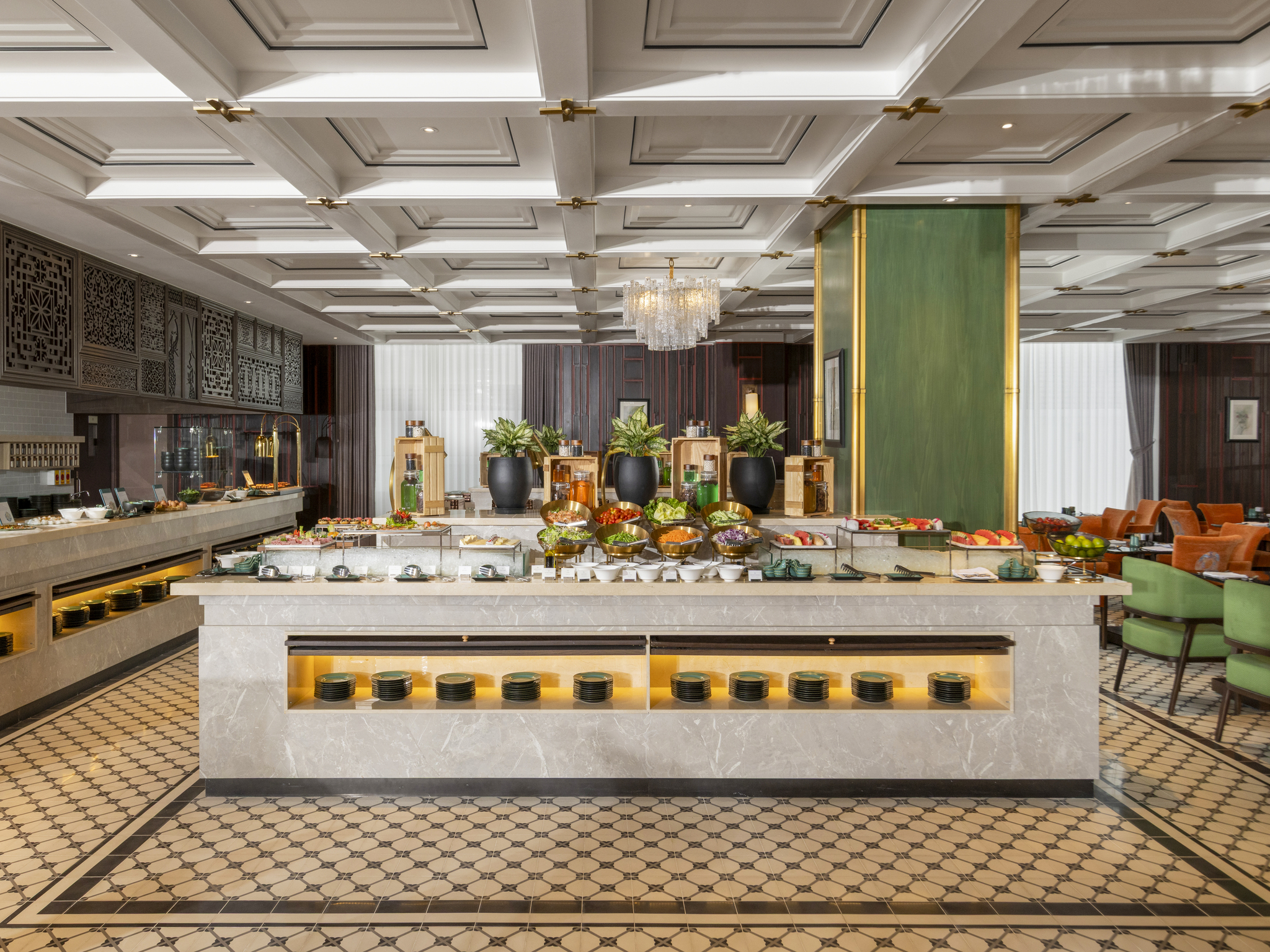 Grand Royal Riverside Hue 15/43