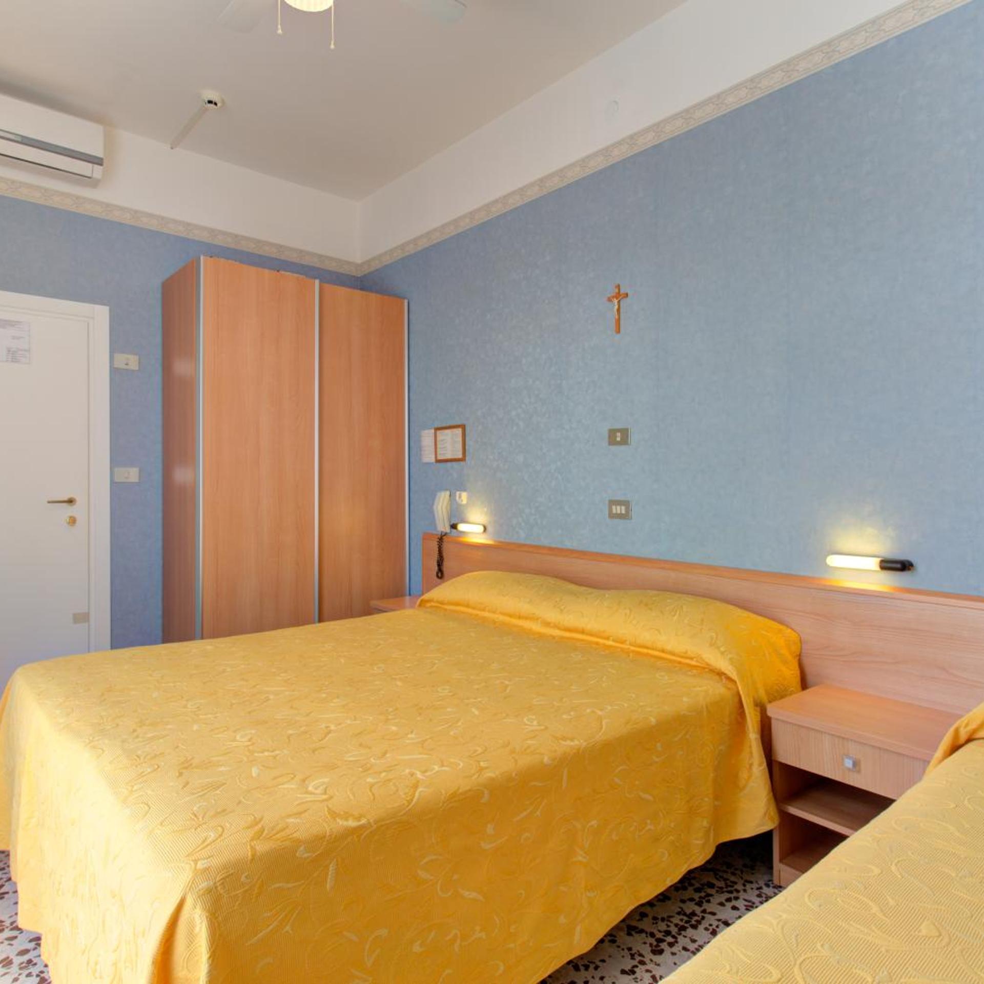 Hotel Nella 29/50