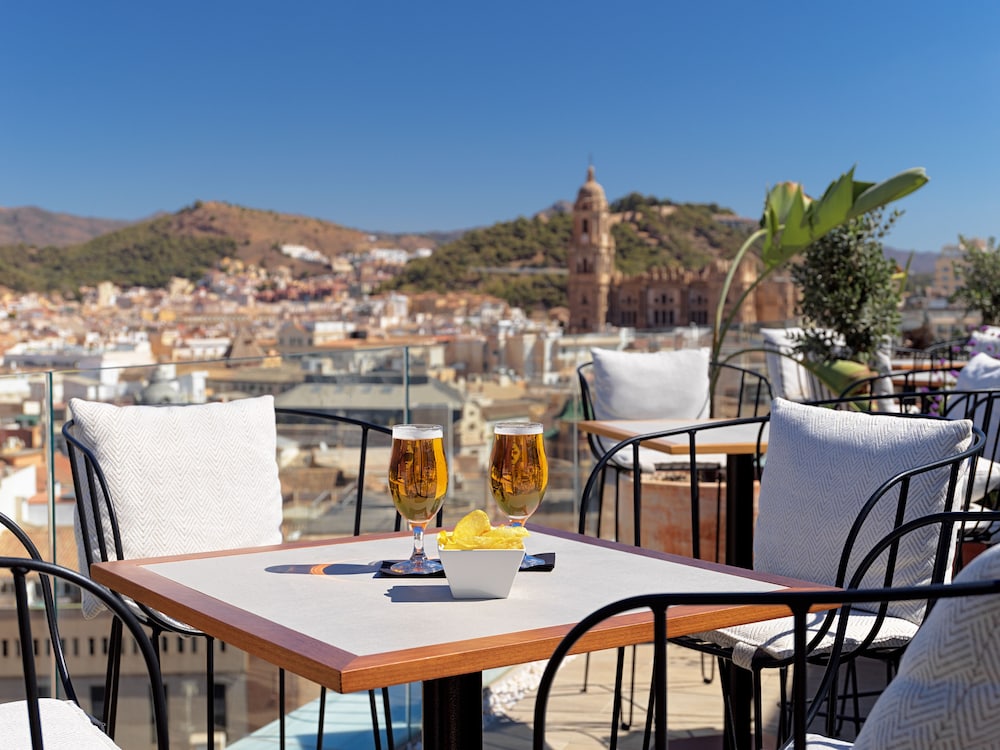 H10 Croma Malaga 34/50