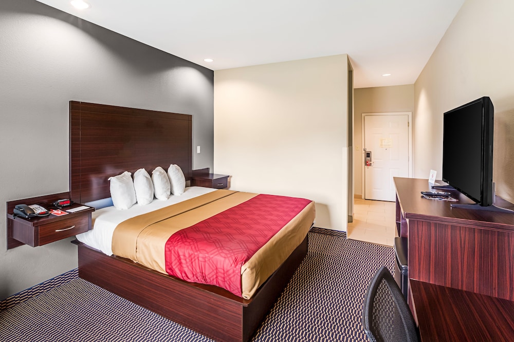 ROOM, KING BED, ACCESSIBLE