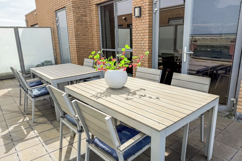 BizStay Harbour Scheveningen Apartments 36/50