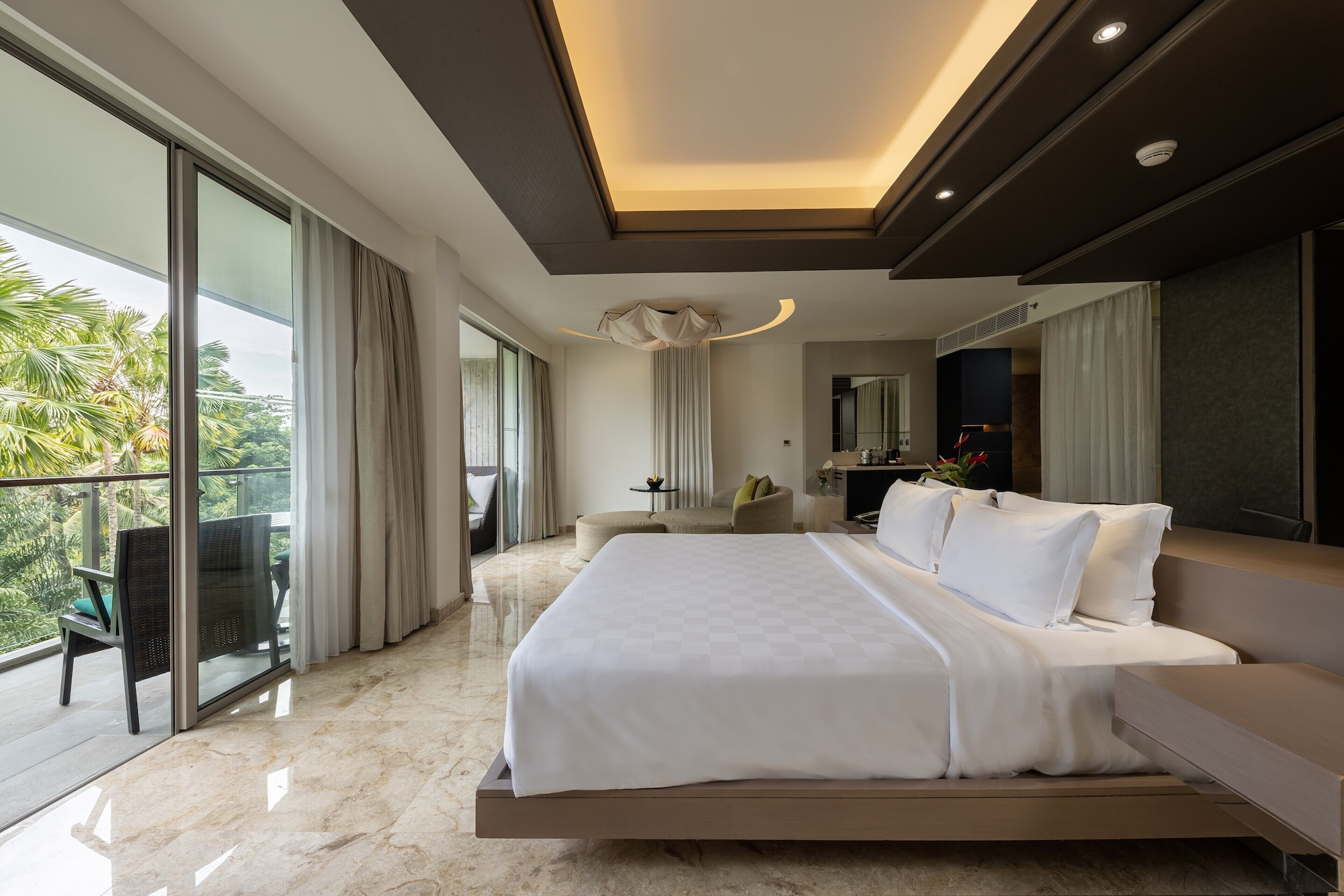 SUITE, RESORT VIEW