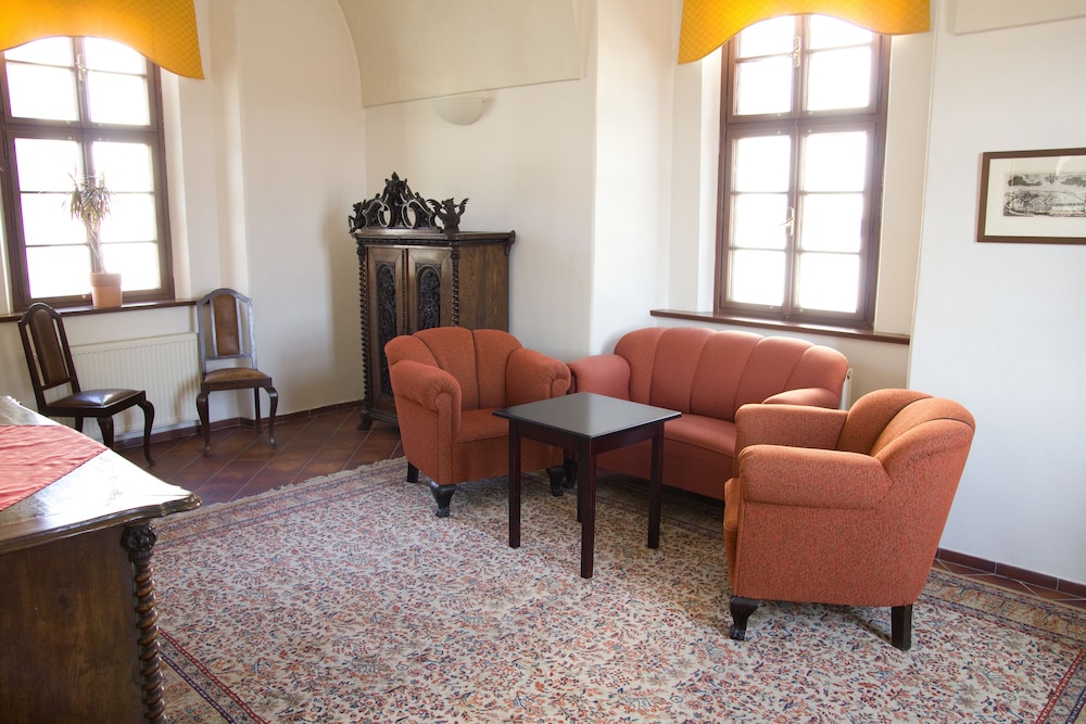 Hotel Adalbert 38/69