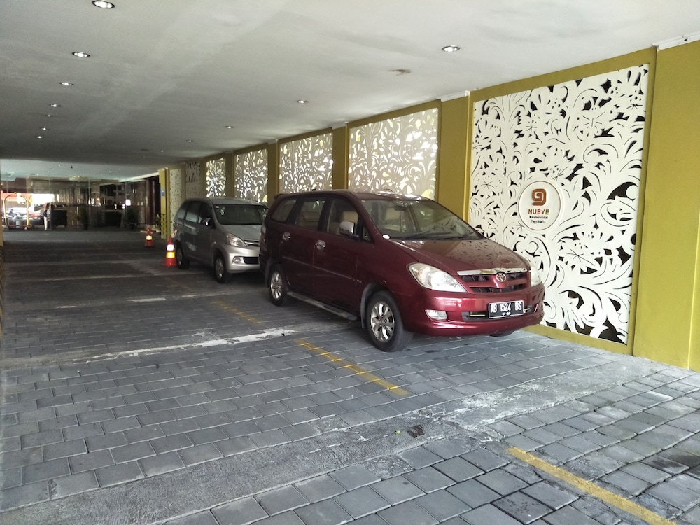Nueve Jogja Hotel 41/47