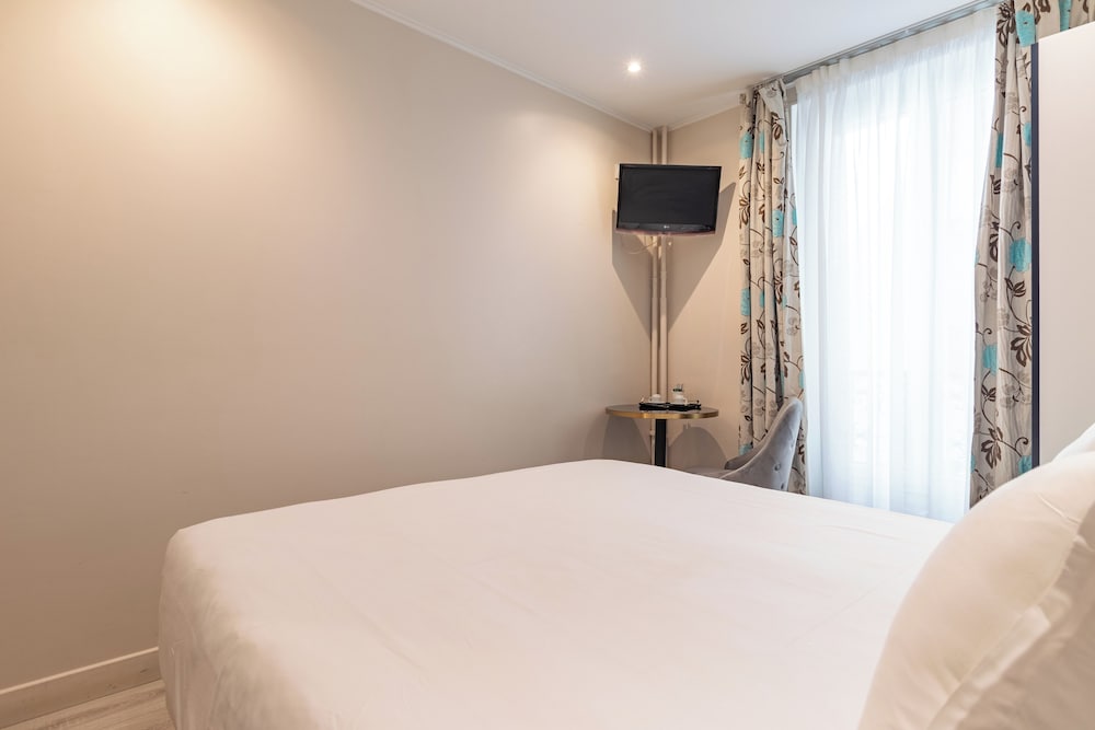 Hotel Riviera 25/50