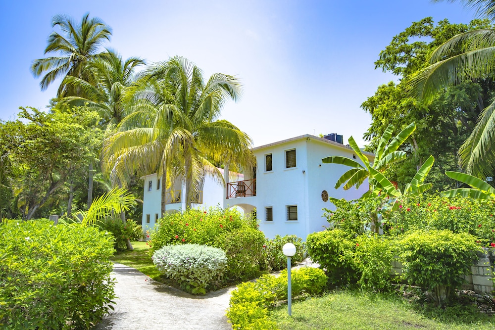 Hotel-Restaurant Cyvadier Plage 40/50