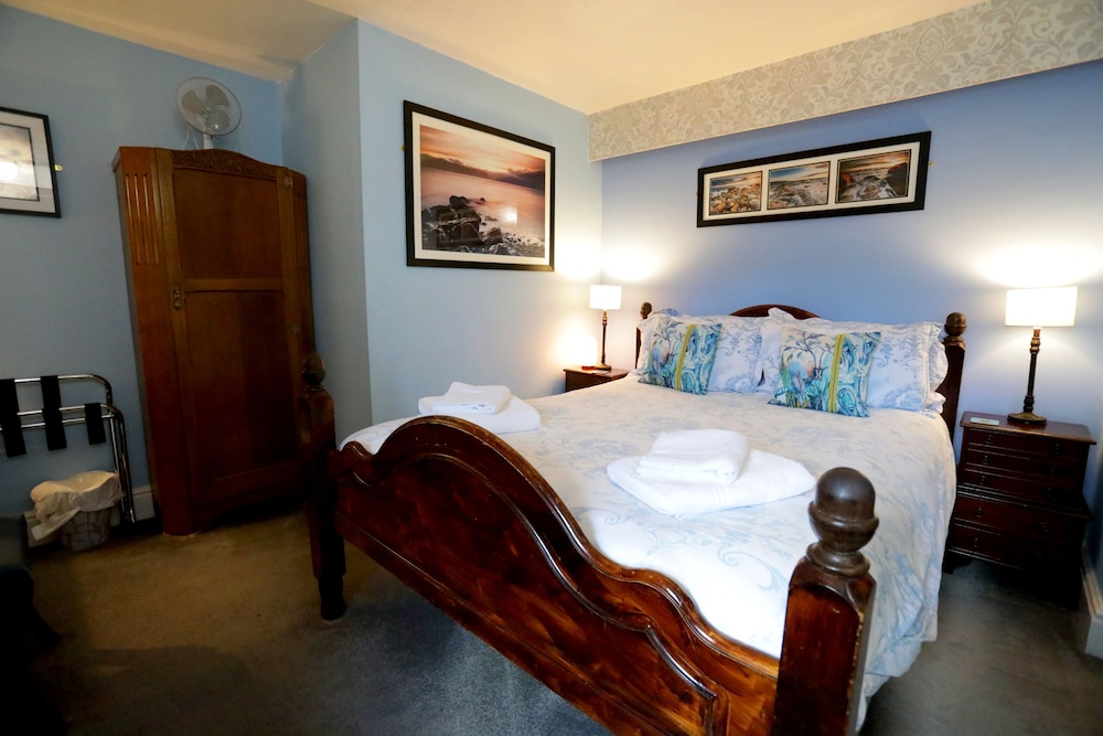 Standard, Double Bed