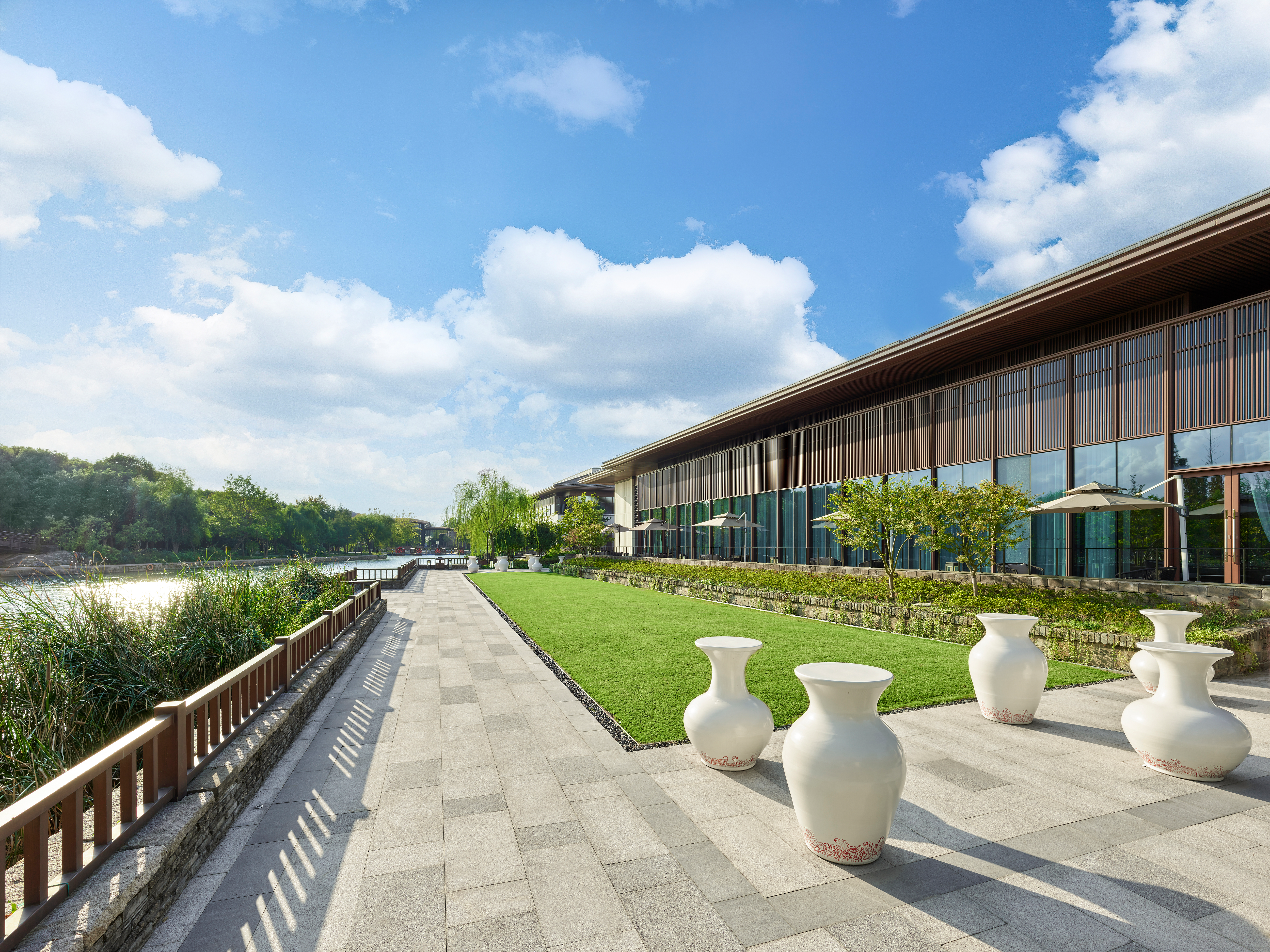 Hilton Shanghai Songjiang Guangfulin 49/50