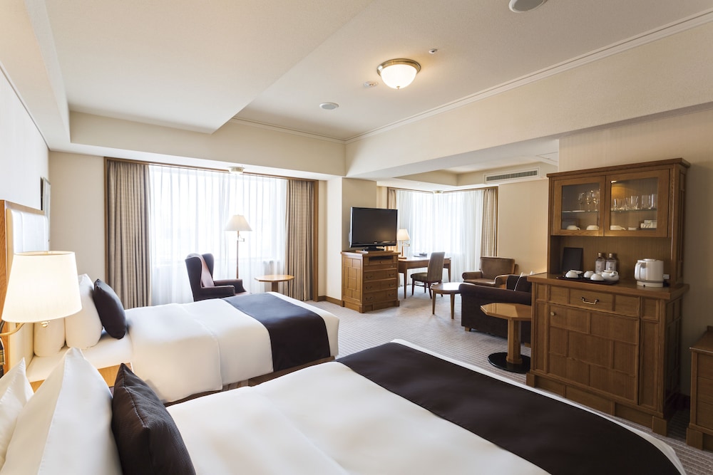 Imperial Hotel Tokyo 13/77