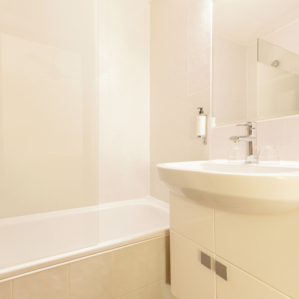 Adjoining, Family, Double and Twin Beds، Hotel Gambetta 8/10