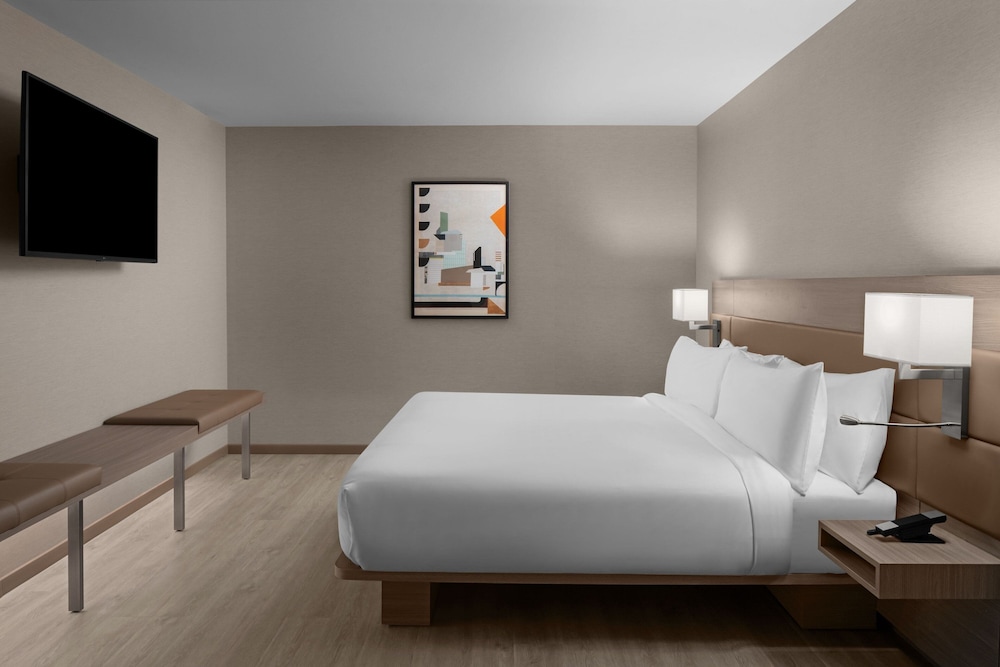 AC Hotel by Marriott Lansing University Area 12/49