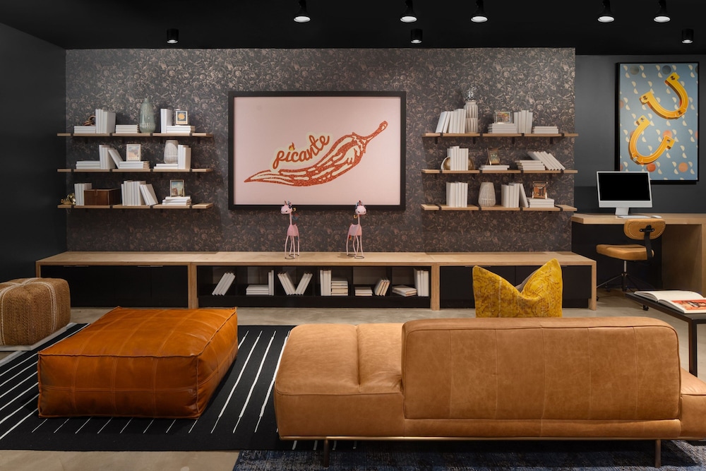 Moxy Houston Downtown 9/50