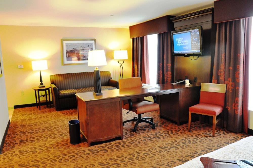 Hampton Inn And Suites Cincinnati Uptown University Area Oh 54/72