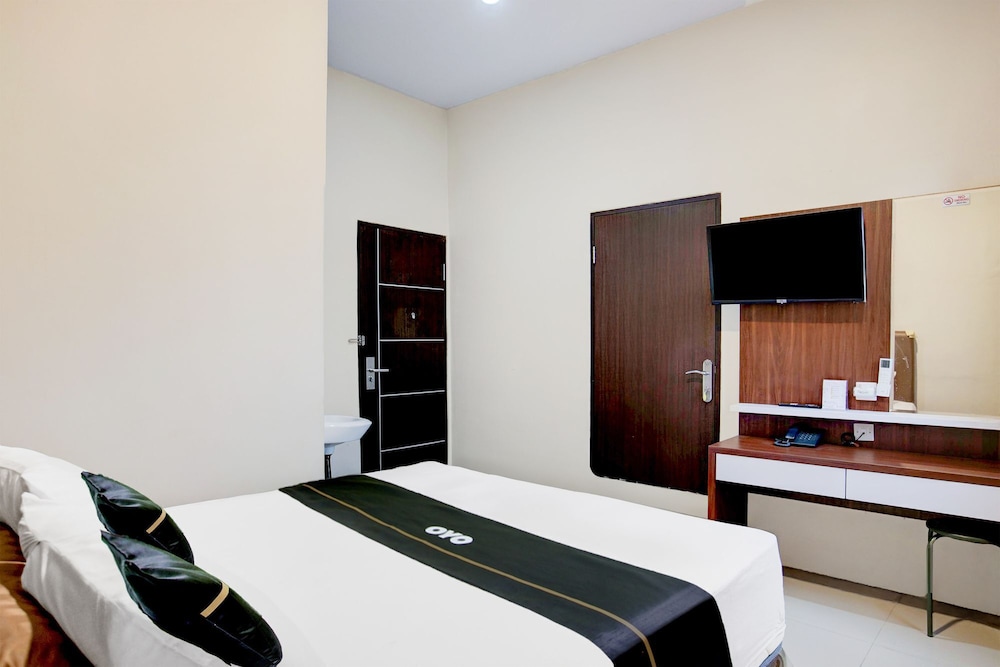 Hotel O Balikpapan near Siloam Hospital formerly Syafla Guest House 27/45
