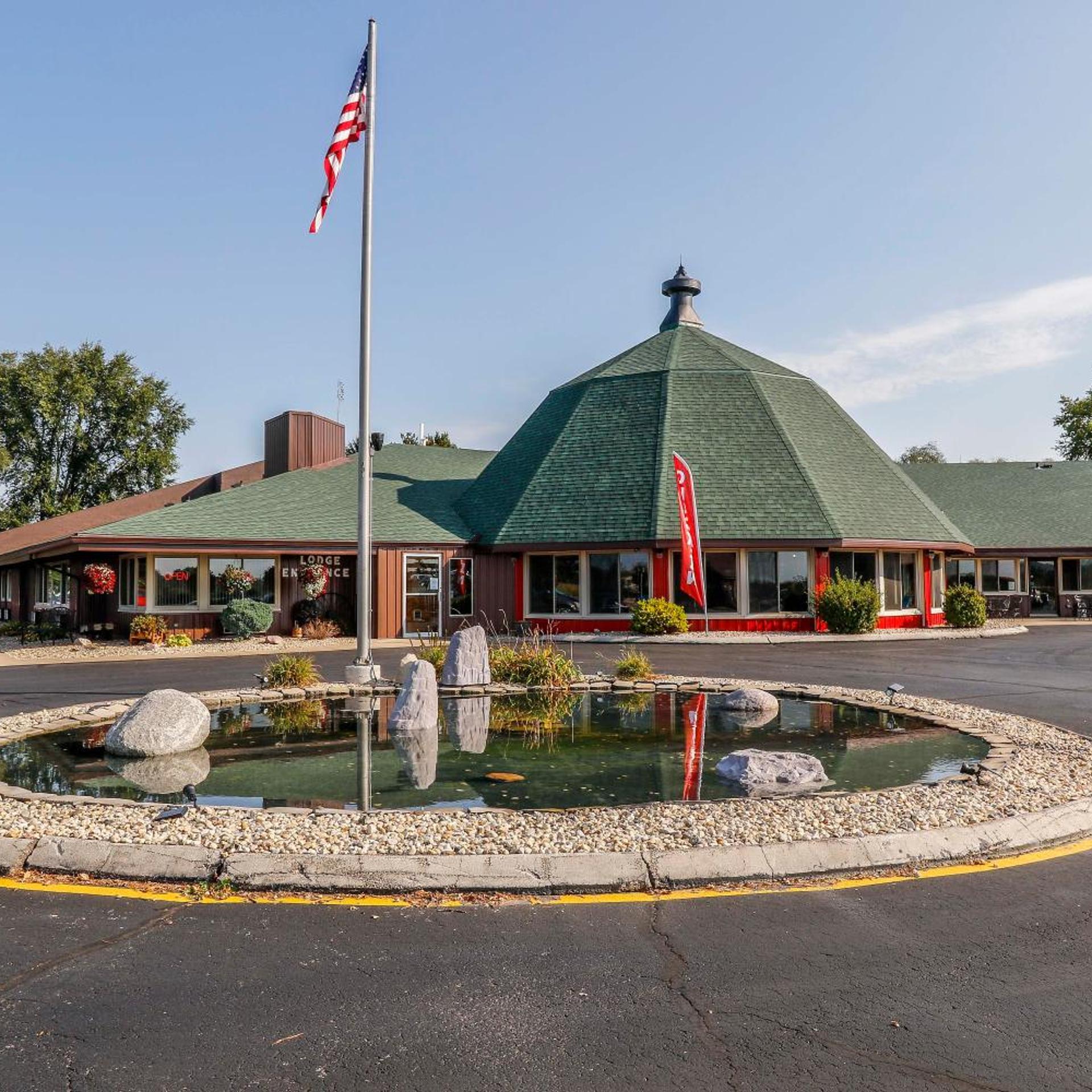 Round Barn Lodge 42/50