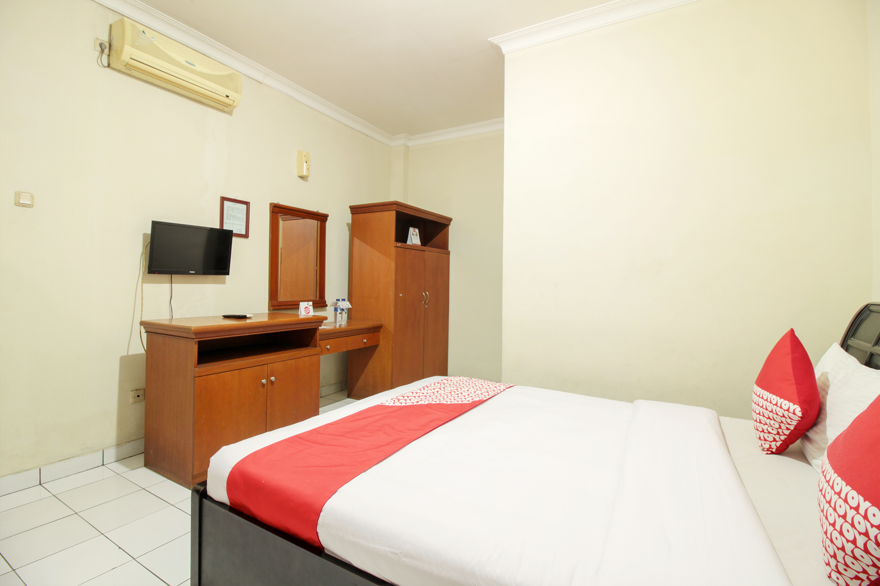 Hotel Astria Graha 6/17