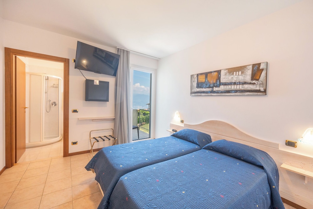 Hotel Laguna San Zeno 9/50