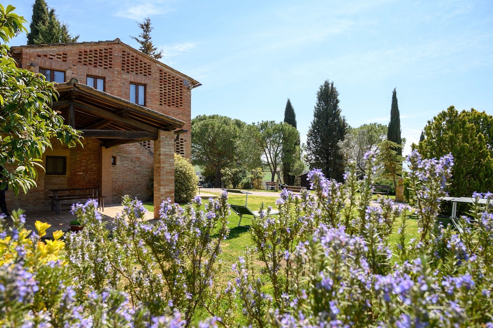 Fattoria Pieve a Salti 44/50