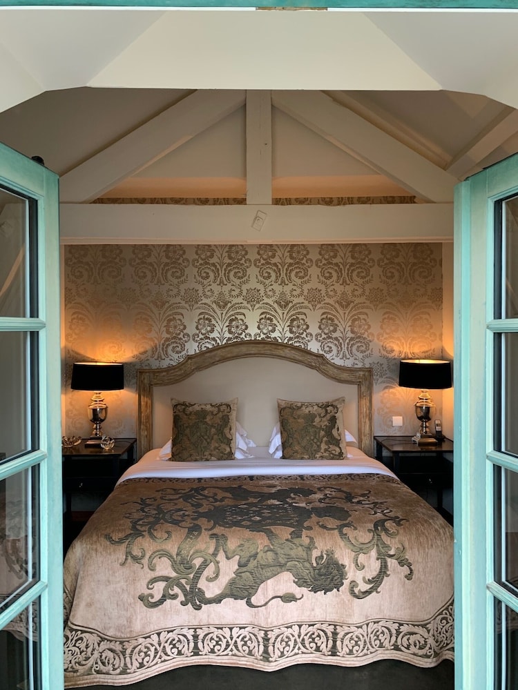 Beaumanoir Small Luxury Boutique Hotel 11/51