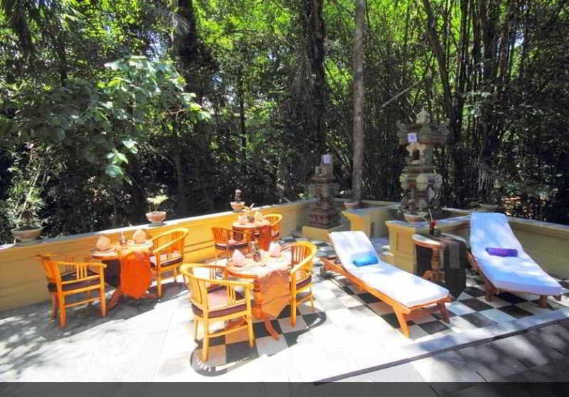 BEMBENGAN UBUD COTTAGES 32/44