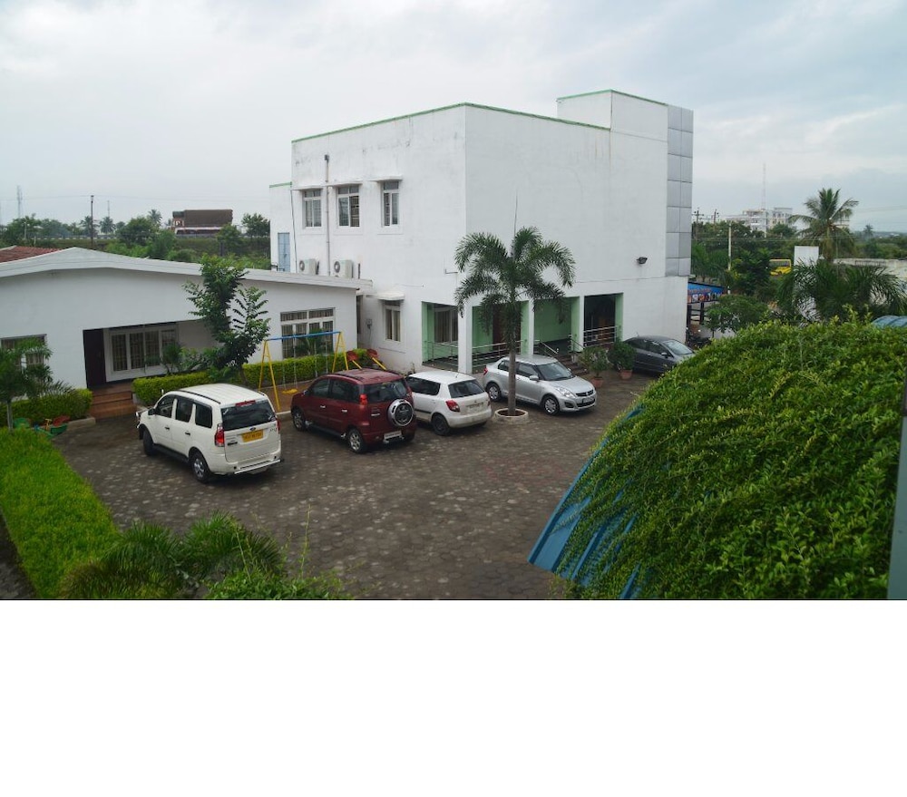 Hotel Coastal Residency 14/17