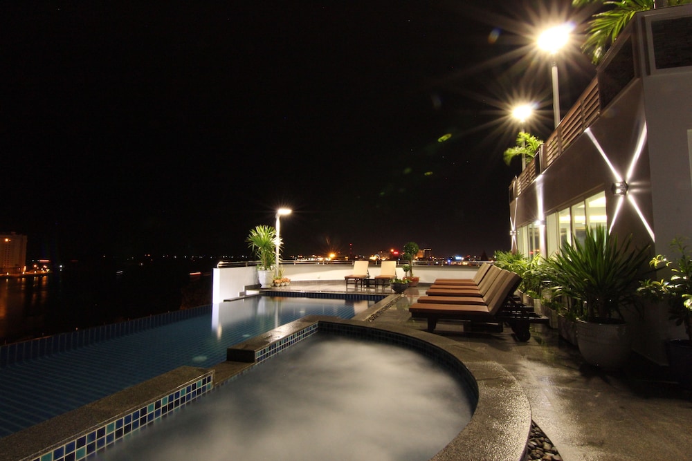 Harmony Phnom Penh Hotel 8/78