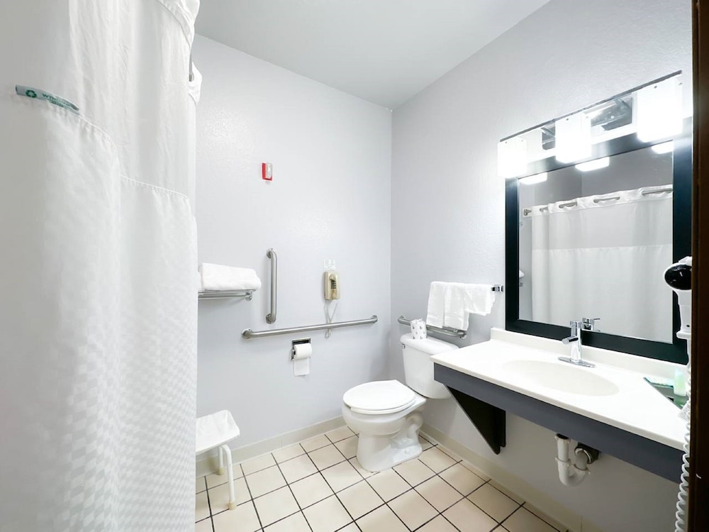 Americas Best Value Inn 53/53