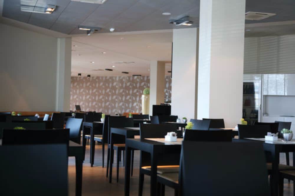 G Hotel Ancona 51/59