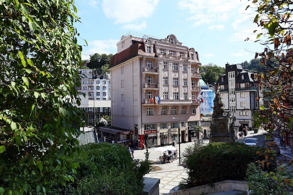 ASTORIA Hotel & Medical Spa, Depandance Wolker 5/71