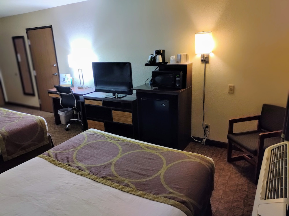 Super 8 By Wyndham Lebanon 15/32