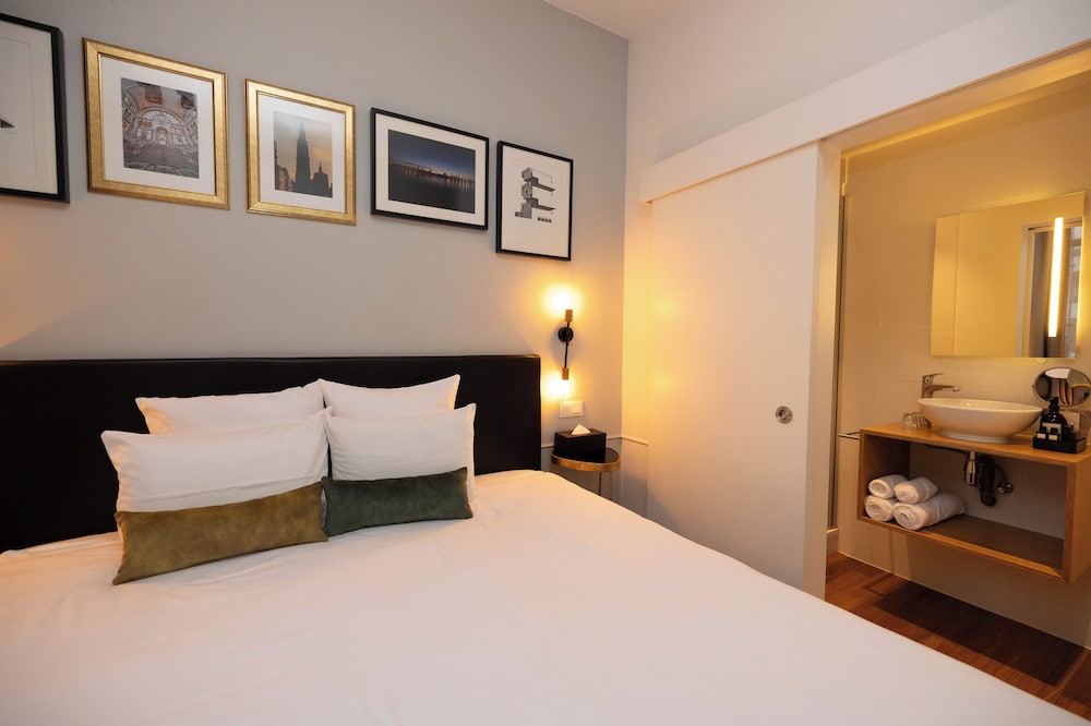 Classic, Double Bed, Boutique Hotel Maison Emile 5/10