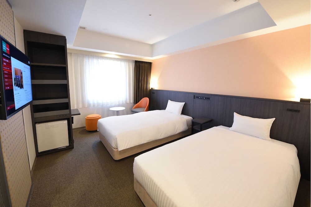 ROOM, TWIN BEDS, SMOKING