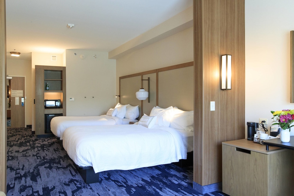 Fairfield Inn Suites Philadelphia Valley Forge Great Valley 17/60