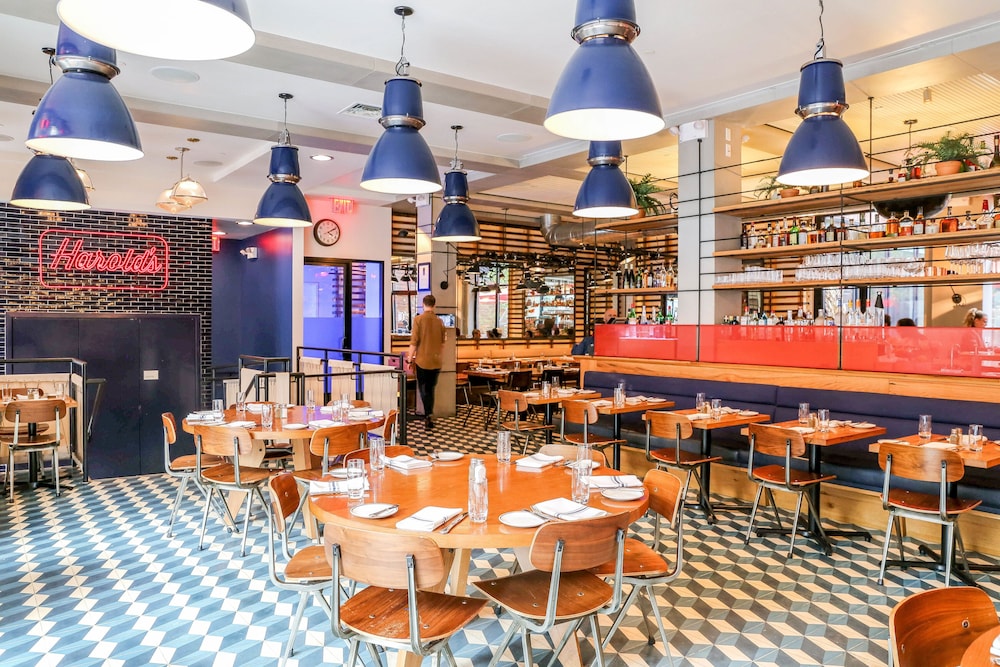 Arlo SoHo 64/77